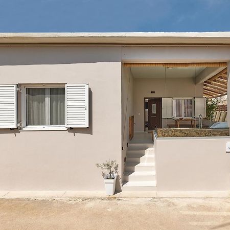 2 Bedroom Villa With Heated Swimming Pool-Spa Whirlpool-Bbq! Melidhonion  Ngoại thất bức ảnh